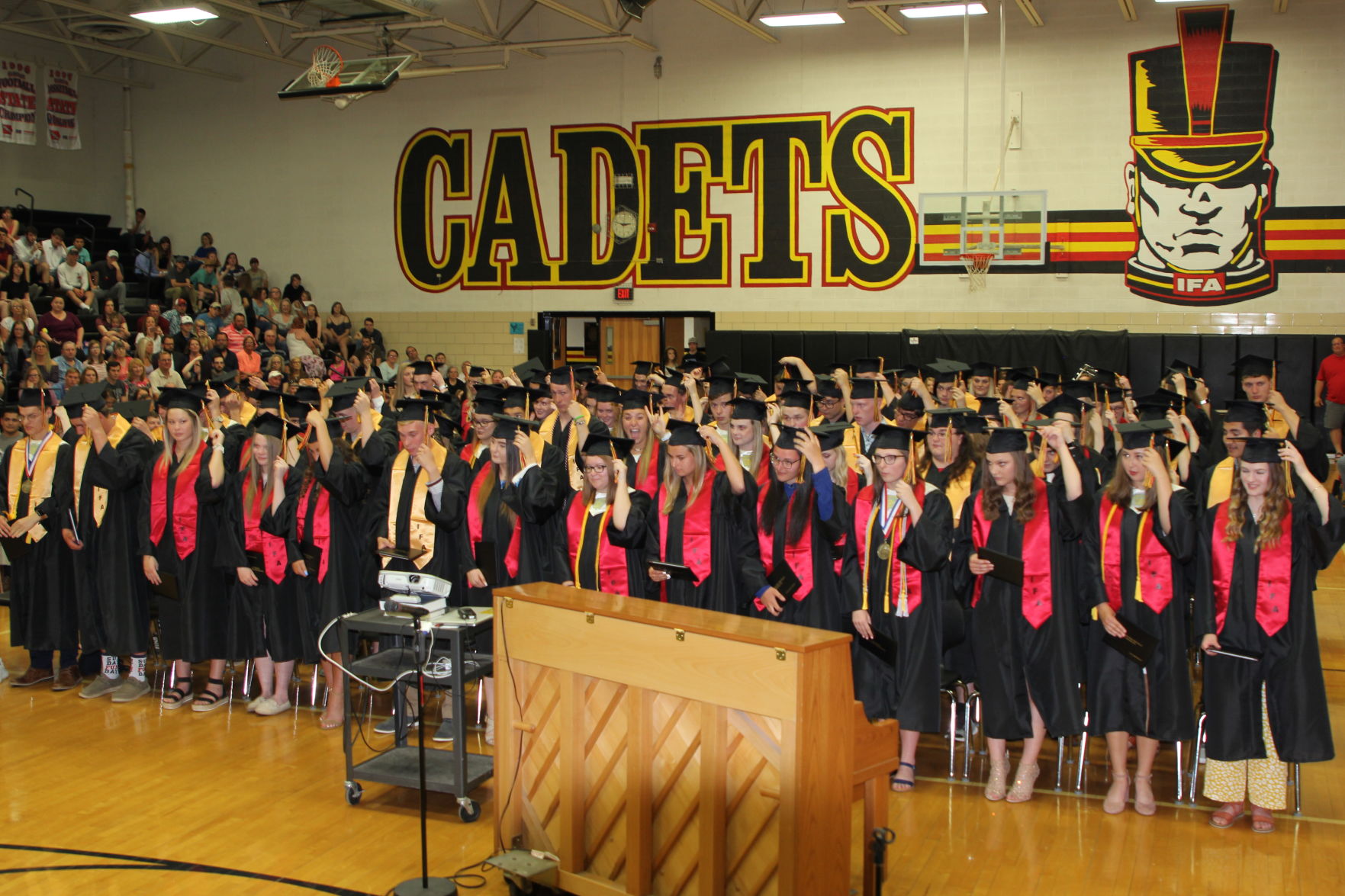 IFA_Grad_7508.JPG